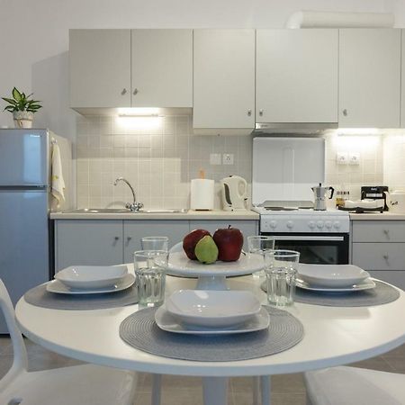 Infinity Apartment เลโอนีดีออน ภายนอก รูปภาพ
