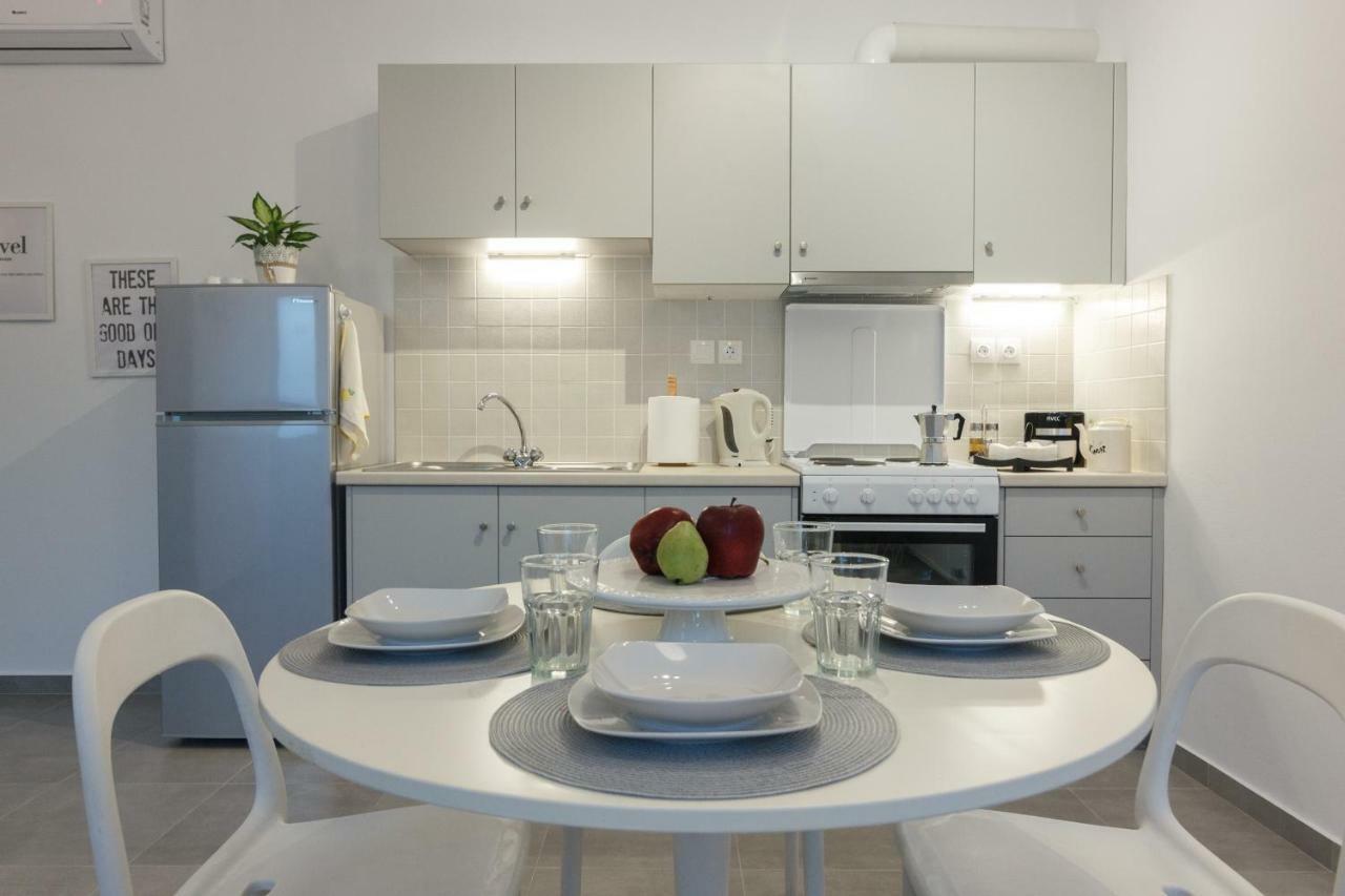 Infinity Apartment เลโอนีดีออน ภายนอก รูปภาพ